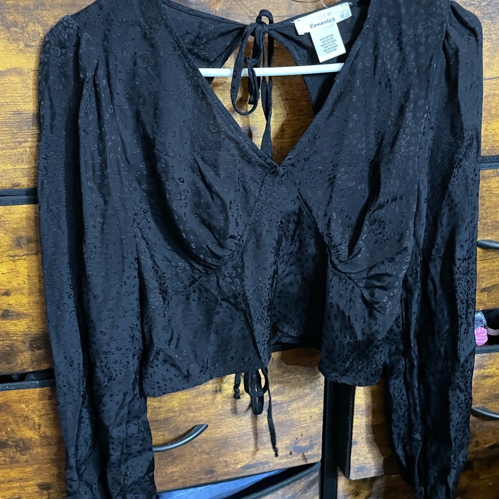 URBAN Romantics Black Textured Blouse